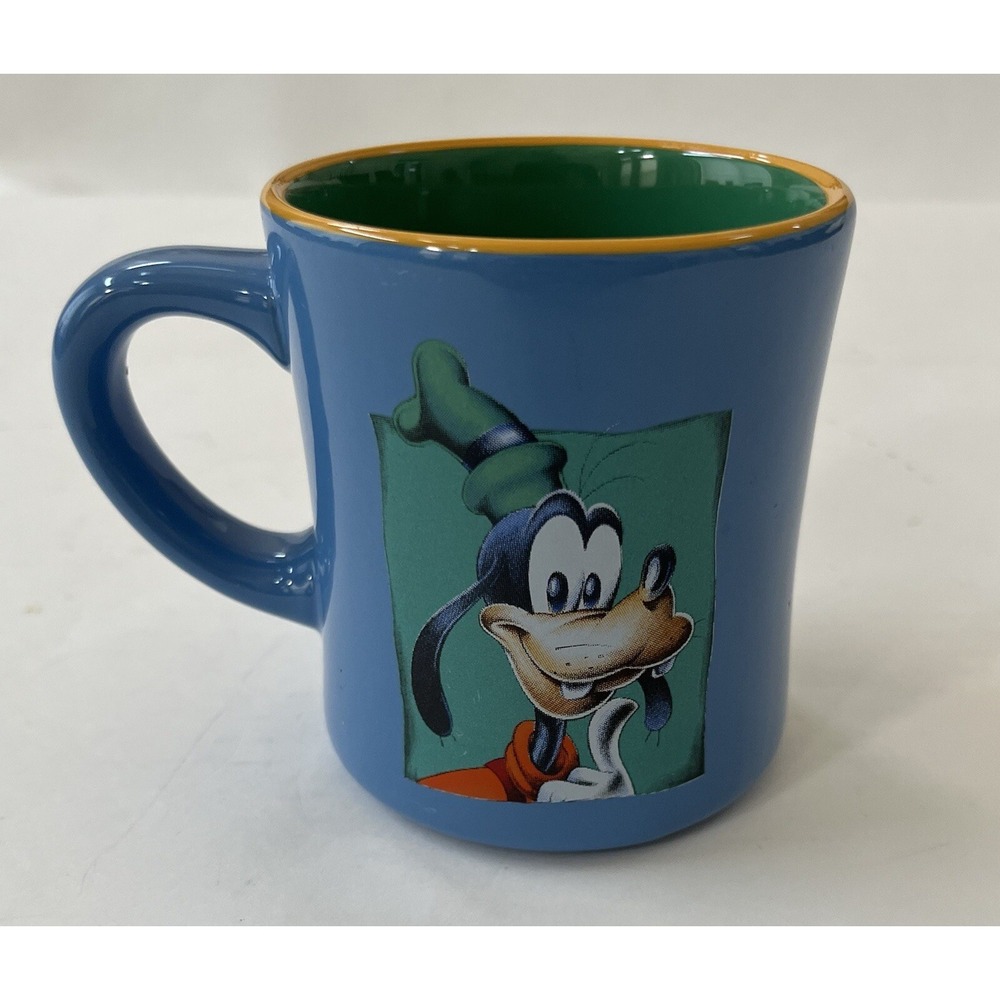 Goofy Coffee Tea Mug Cup Blue Green Yellow Trim Authentic Walt Disney Classic